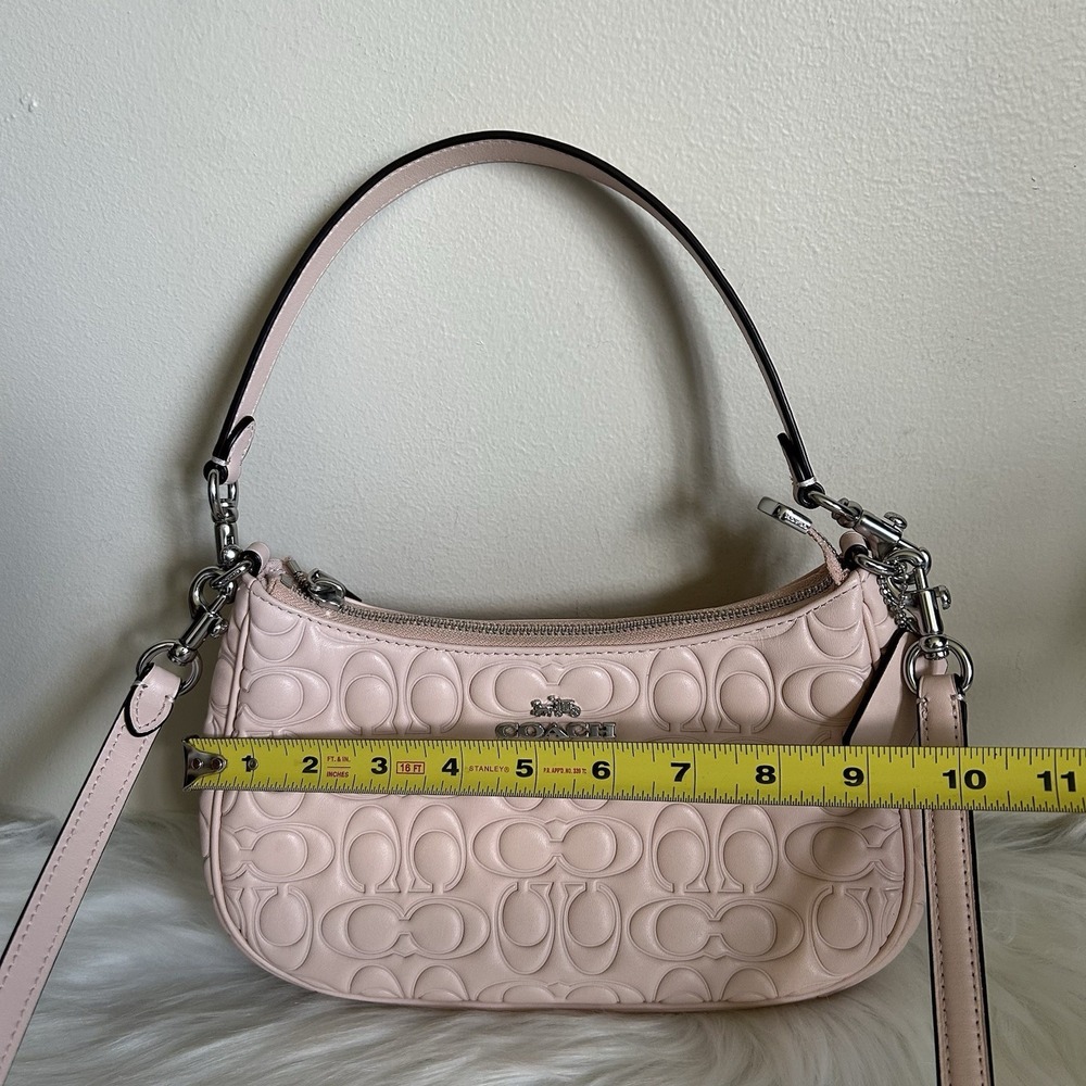 Coach Teri Pink Debossed Signature Leather Shoulder Bag EUC - Picture 8 of 10